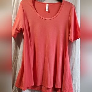 Lularoe sz XS peach coral perfect T tee shirt